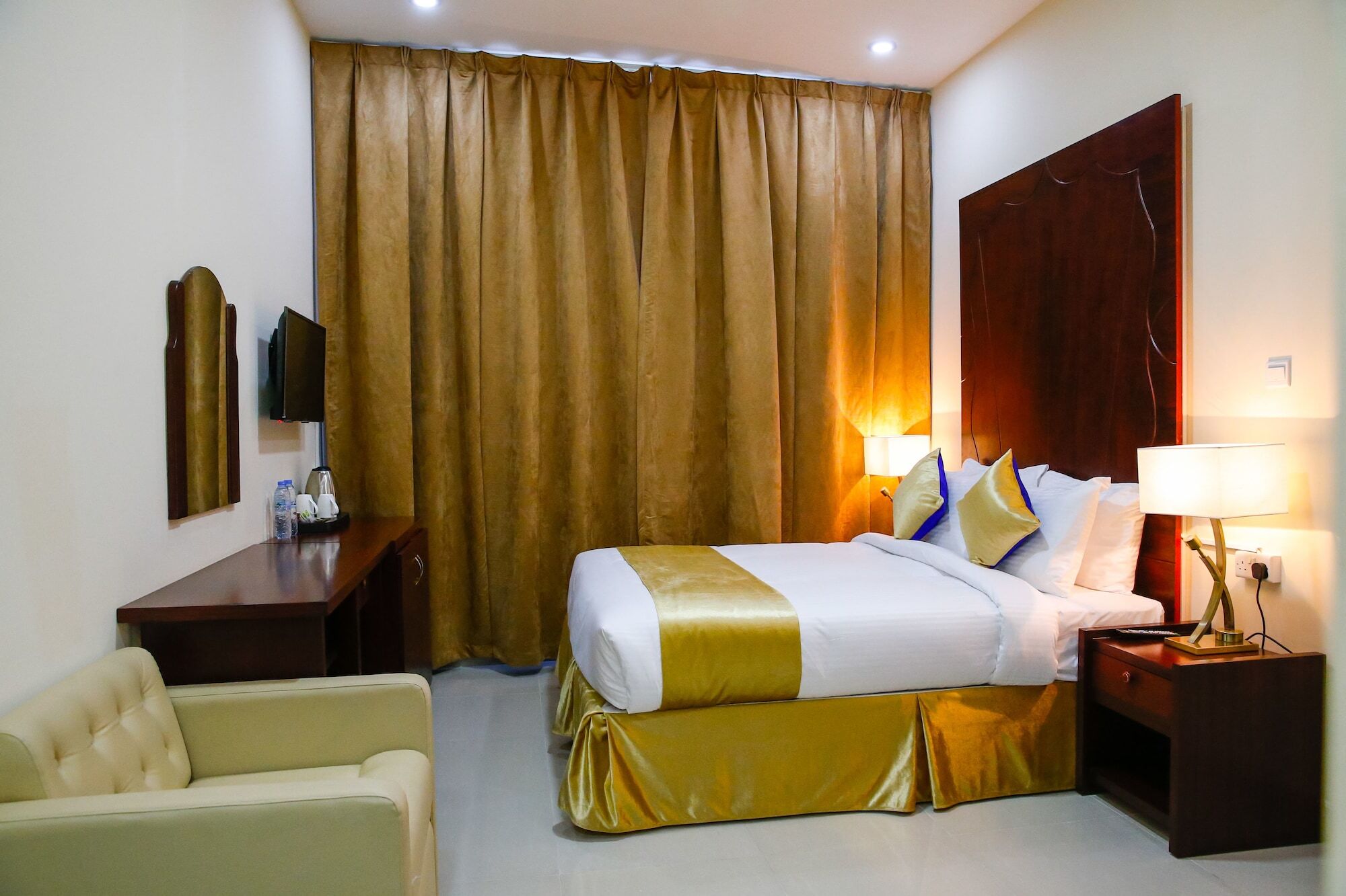 Hotel Sh